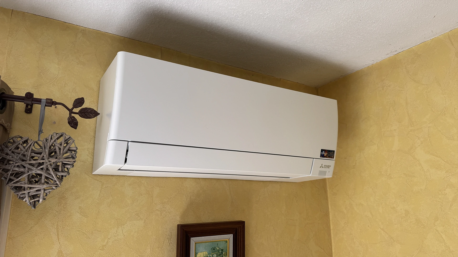 Unité intérieure Mitsubishi MSZ-AY35-VGK installée à Paulhan